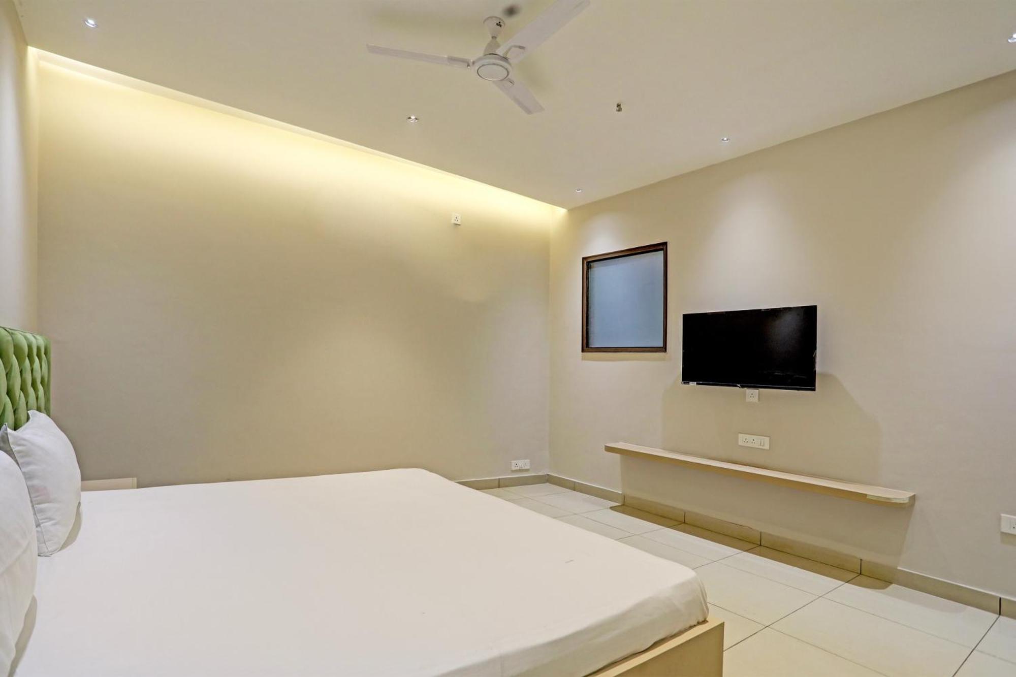 Hotel O Miraas Hotel And Banquet Hall Лудхиана Экстерьер фото
